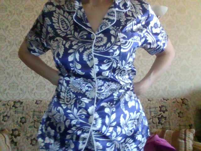 ElegantLady00 live cam preview