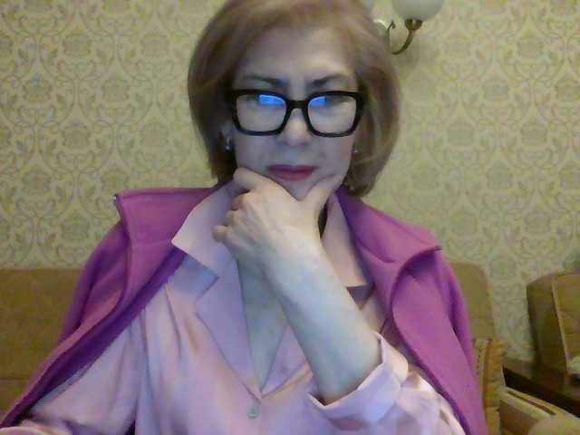go to chat with ElegantLady00