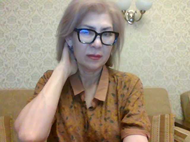 Elegant00Lady