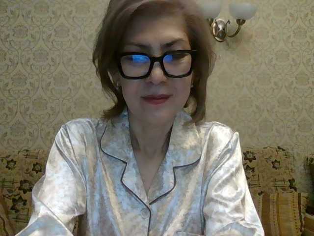 Elegant00Lady live cam on BongaCams