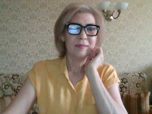 Elegant00Lady