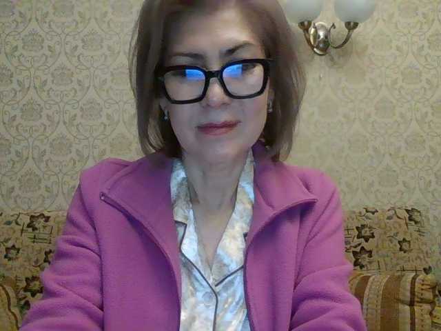 ElegantLady00 live cam preview