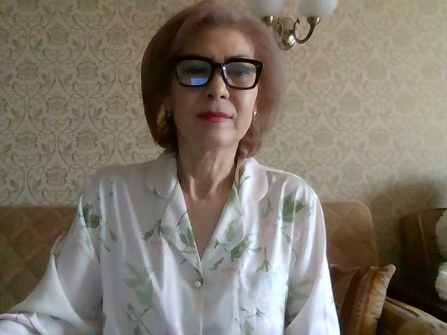 Elegant00Lady