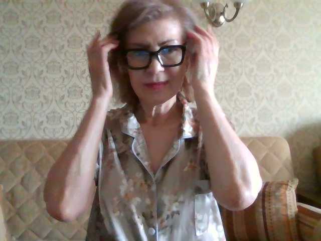 Elegant00Lady