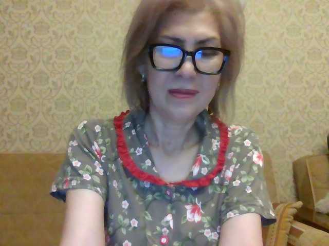 Elegant00Lady live cam on BongaCams