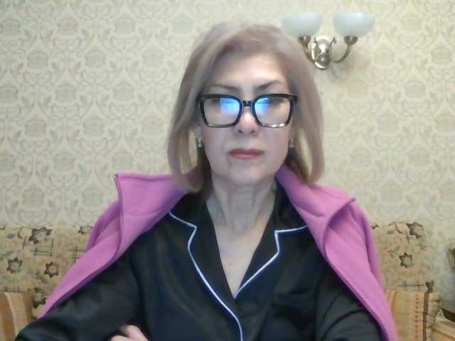 Elegant00Lady