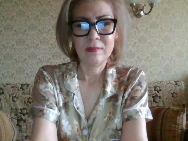 Elegant00Lady