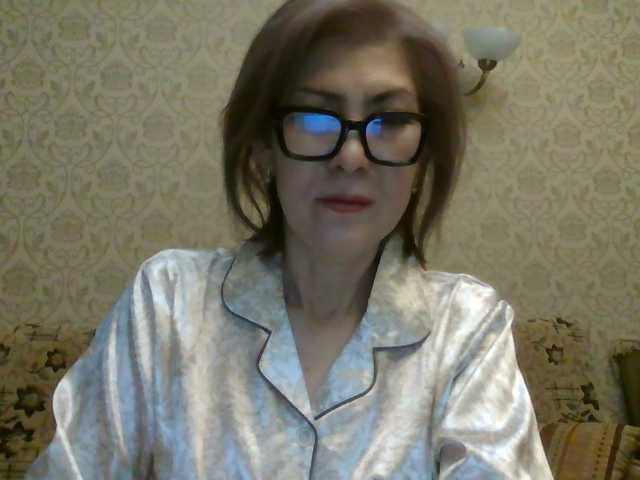 le modèle ElegantLady00 est en webcam porno dans un show sur le site bongacams, il possède les tags suivants: White/Caucasian,Blonde,Trimmed