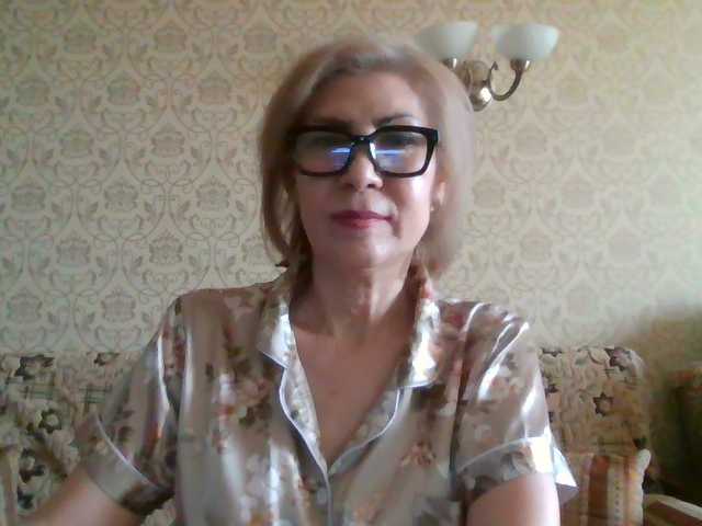 Elegant00Lady live cam on BongaCams