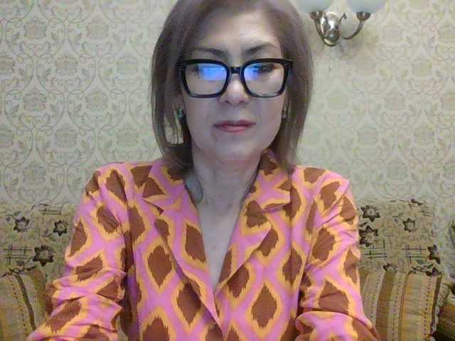 Elegant00Lady live cam on BongaCams