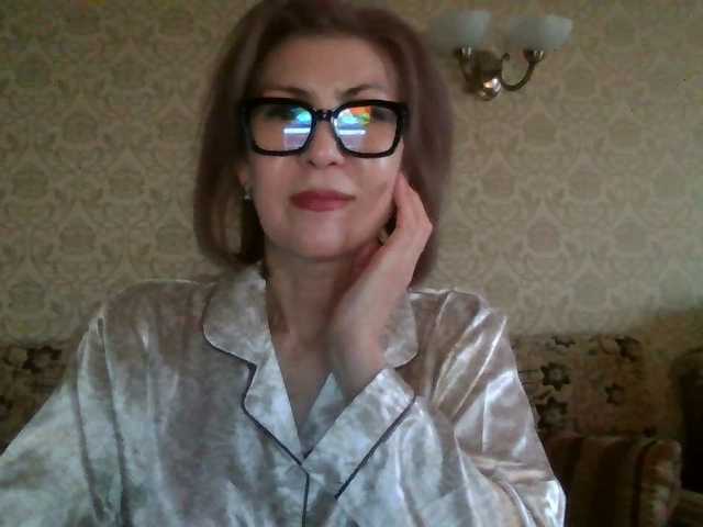 ElegantLady00 live cam preview