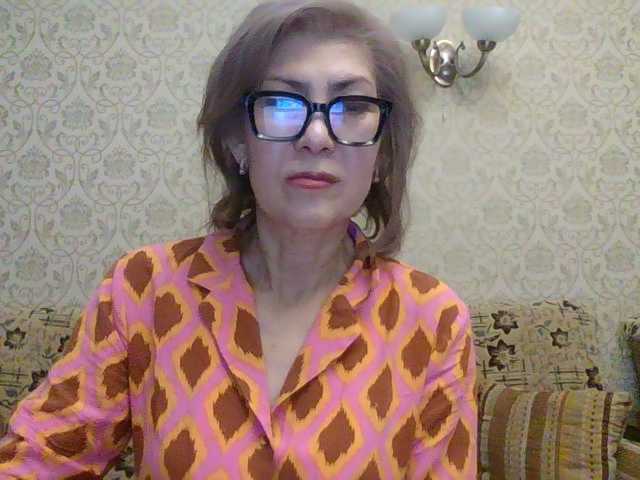 Elegant00Lady
