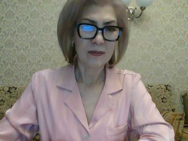 Elegant00Lady