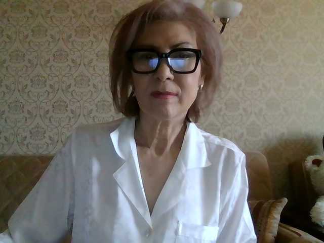 Elegant00Lady