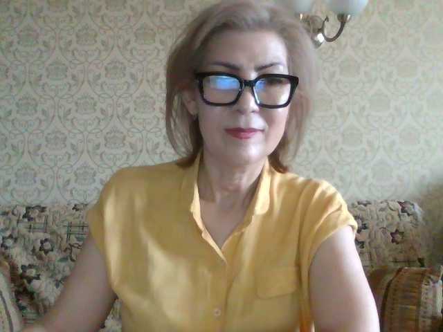 Elegant00Lady