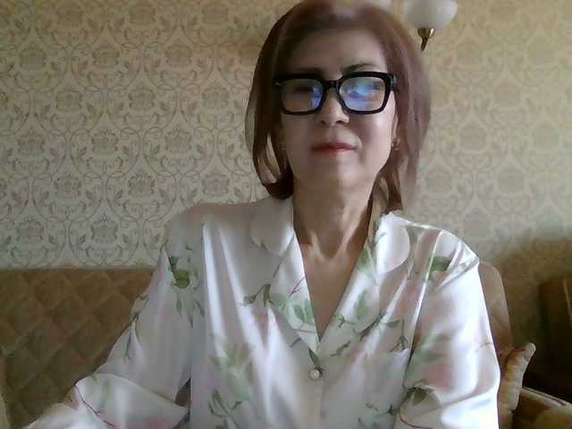 Elegant00Lady's BongaCams show and profile