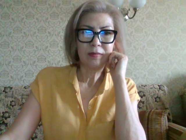 Elegant00Lady
