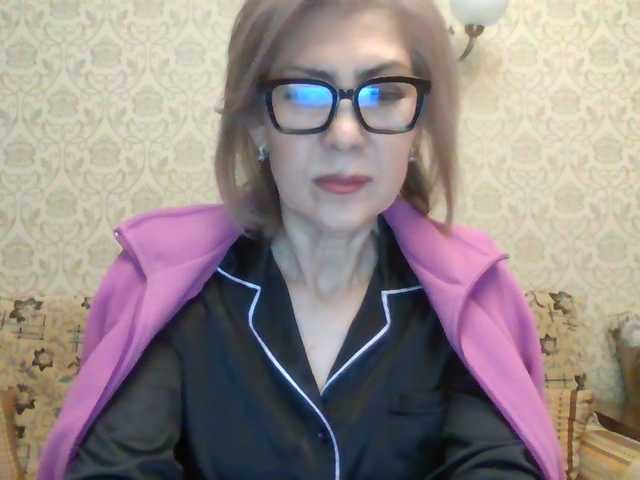 Elegant00Lady live cam on BongaCams