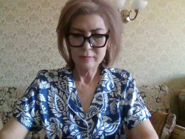 Elegant00Lady