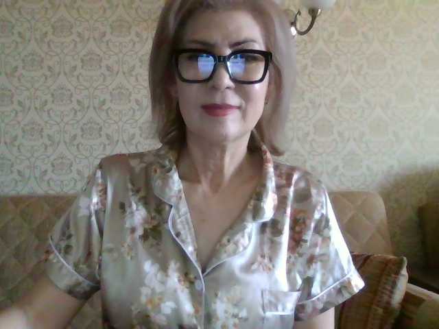 Elegant00Lady