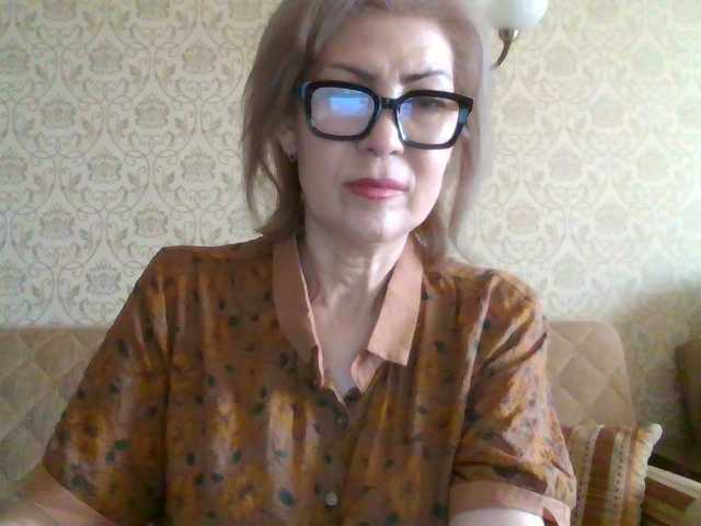Elegant00Lady