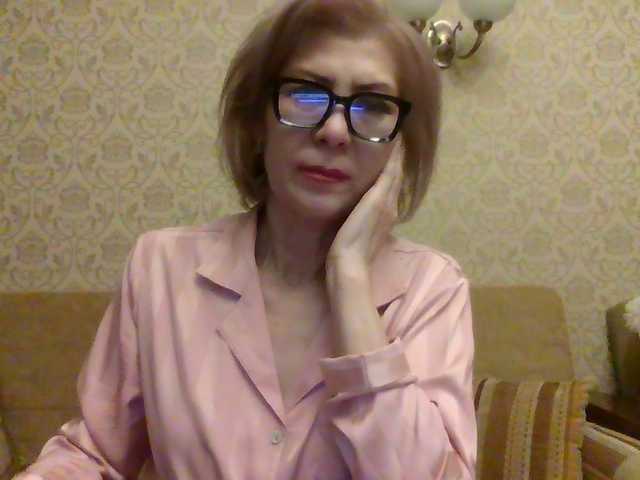 Elegant00Lady live cam on BongaCams