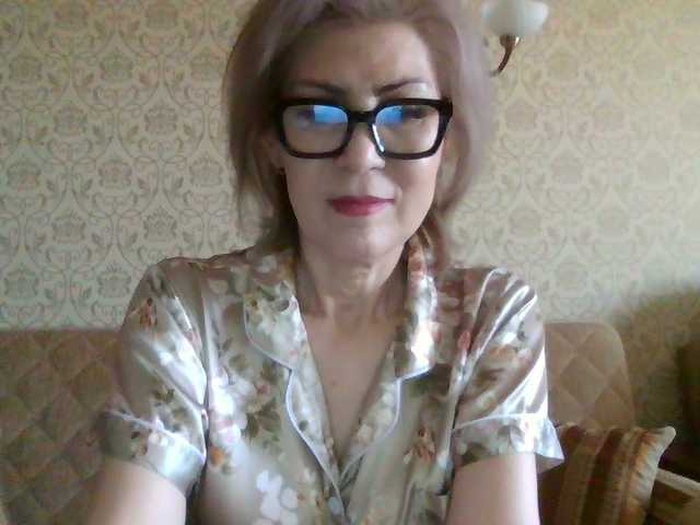 Elegant00Lady live cam on BongaCams