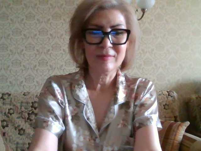 Elegant00Lady