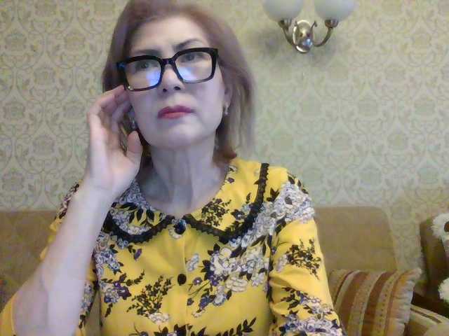 Elegant00Lady