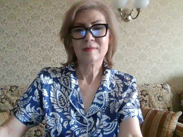 Elegant00Lady