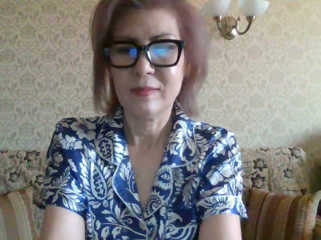 Elegant00Lady live cam on BongaCams