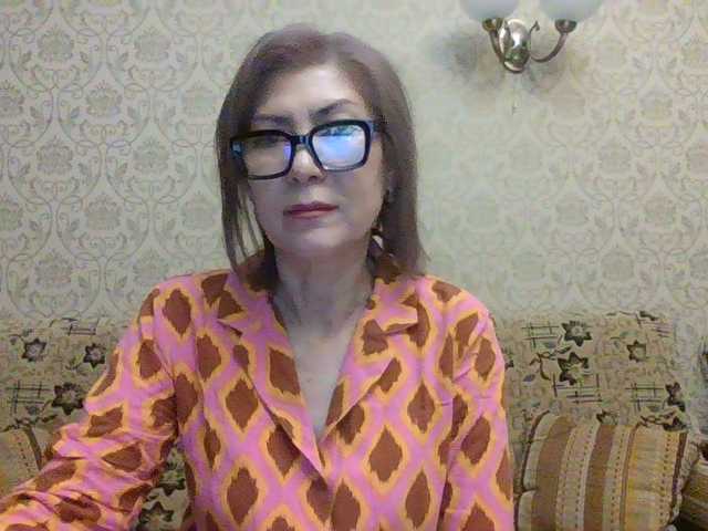Elegant00Lady live cam on BongaCams