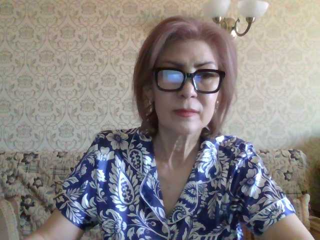 Elegant00Lady live cam on BongaCams