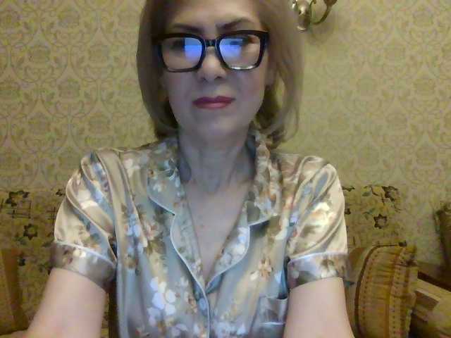 Elegant00Lady