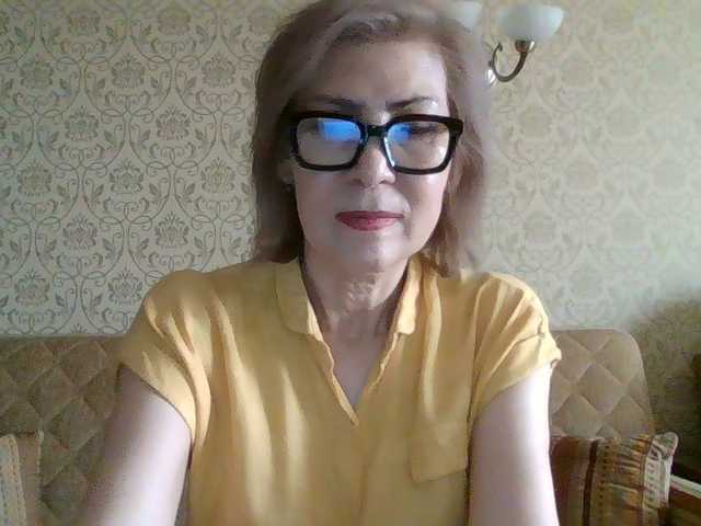 Elegant00Lady