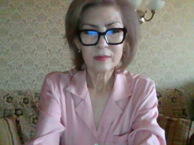 Elegant00Lady