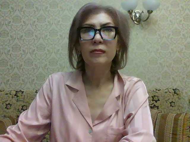 Elegant00Lady