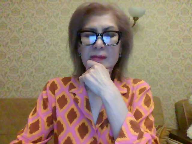 Elegant00Lady