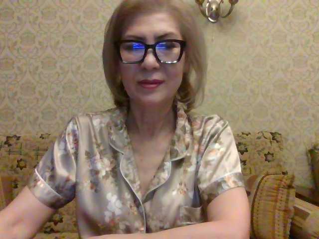 Elegant00Lady live cam on BongaCams