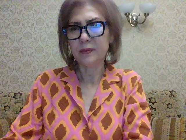 Elegant00Lady
