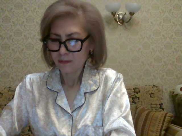 ElegantLady00 live cam on BongaCams