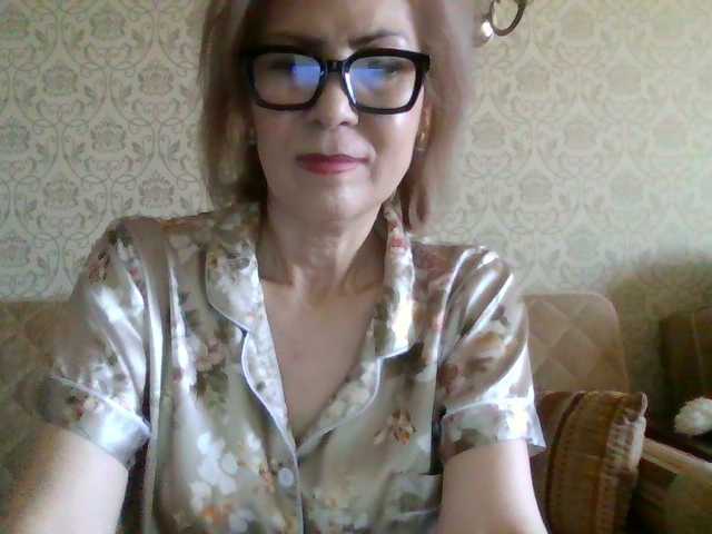 Elegant00Lady