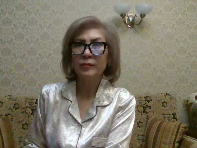 Elegant00Lady