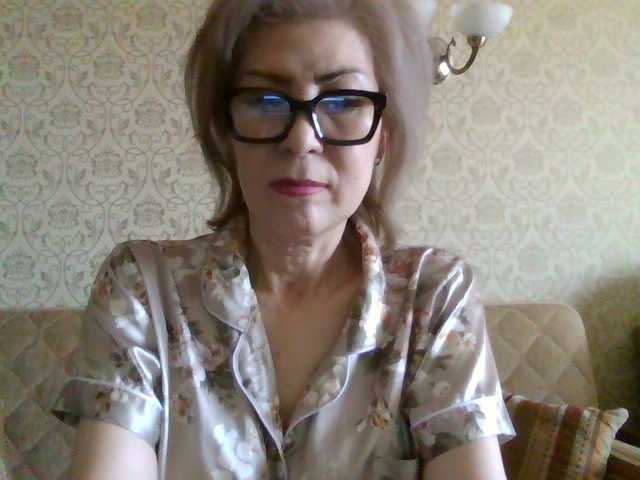 Elegant00Lady