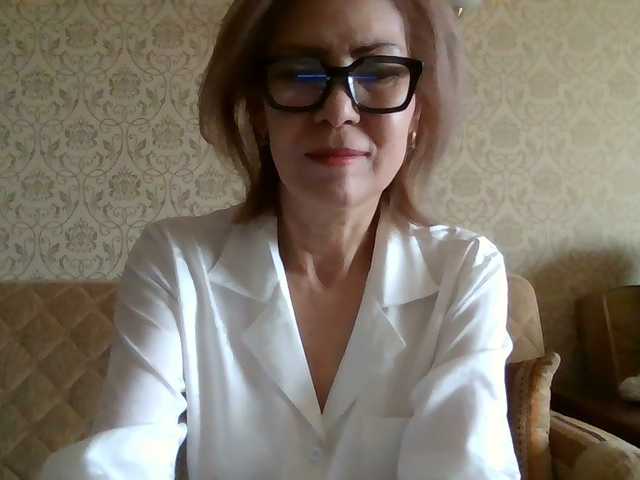 Elegant00Lady