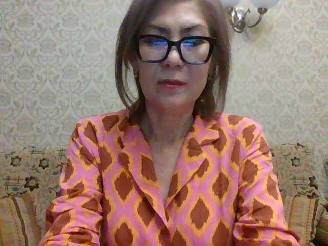 Elegant00Lady live cam on BongaCams