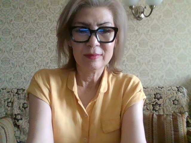 Elegant00Lady