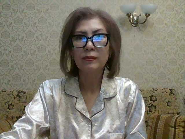 Elegant00Lady live cam on BongaCams