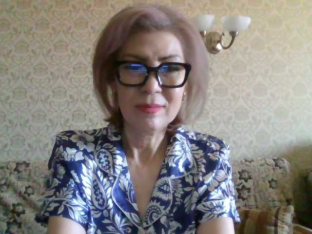Elegant00Lady