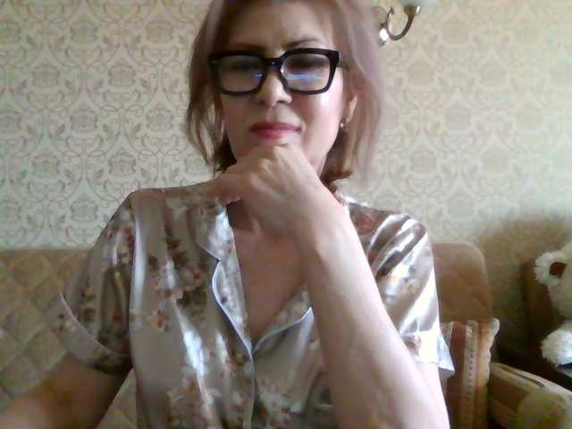 Elegant00Lady live cam on BongaCams